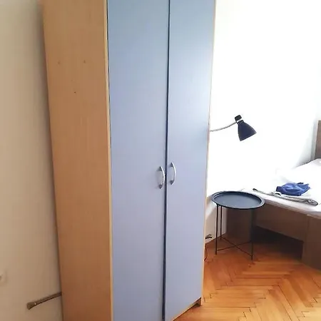 Apartment Old Spacious In The City Center Ljubljana