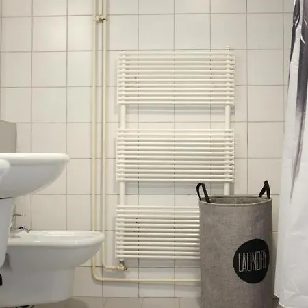 Old Spacious In The City Center Apartament Lublana