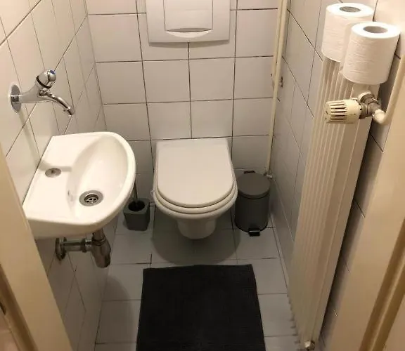 Apartment Old Spacious In The City Center *