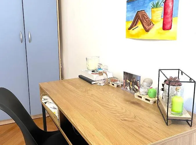 Apartment Old Spacious In The City Center Ljubljana