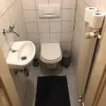 דירה Old Spacious In The City Center *
